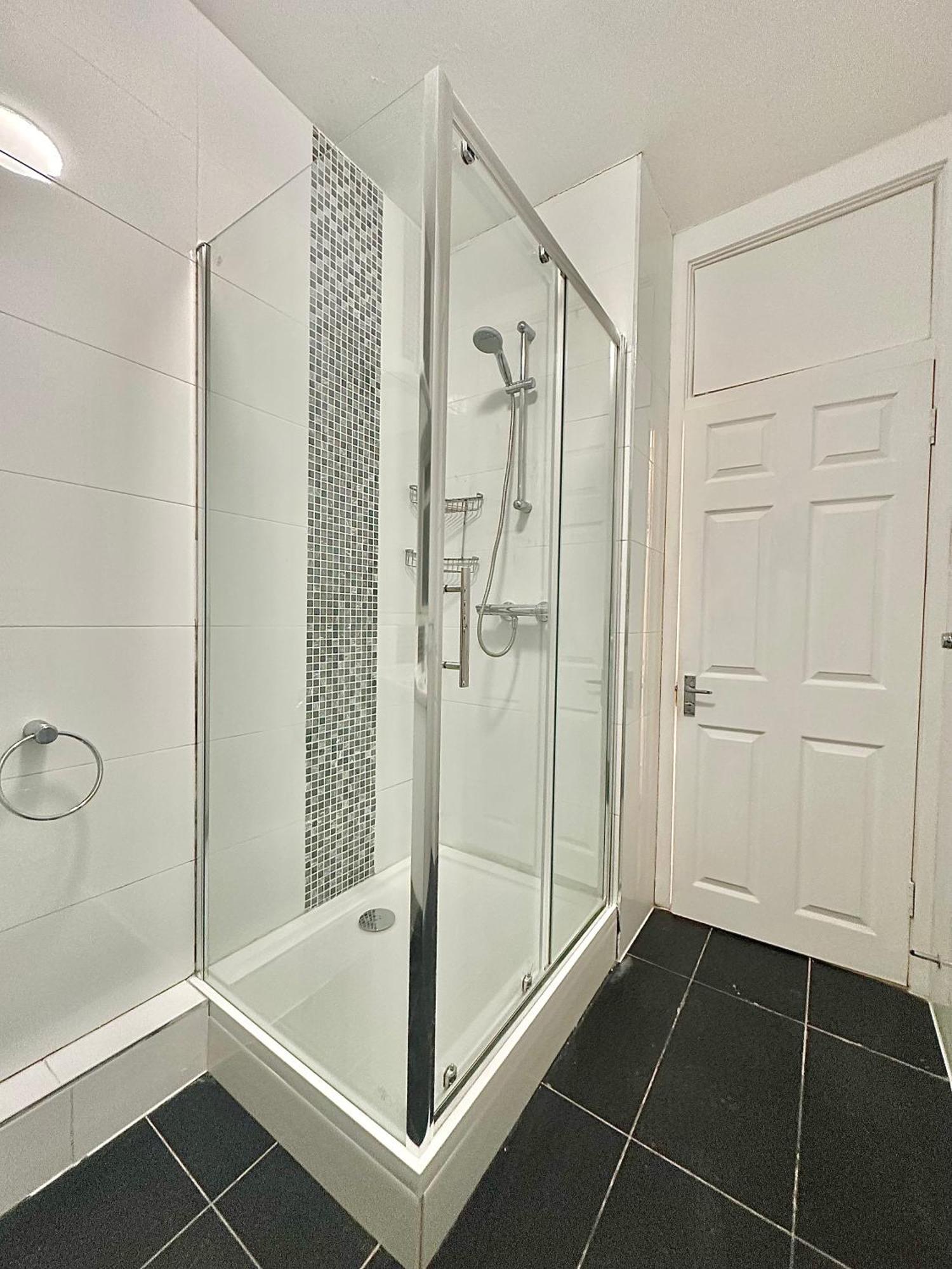 Appartamento Ground Floor Finchley Flat *